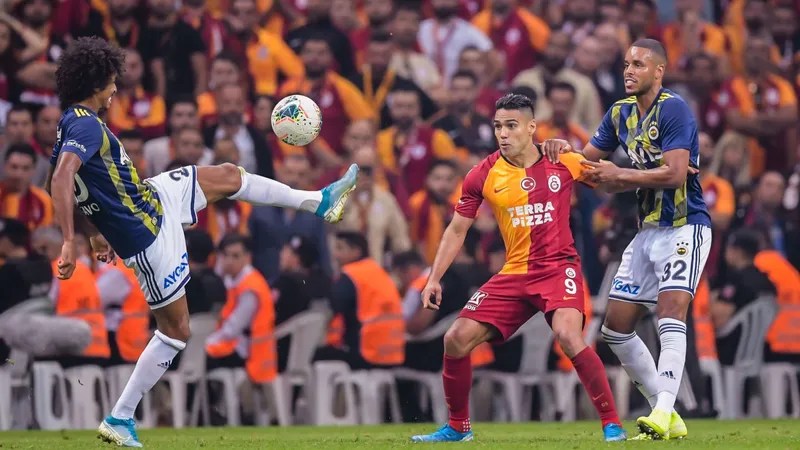 Galatasaray, Fenerbahçe ile Deplasmanda&nbsp;Karşılaşacak